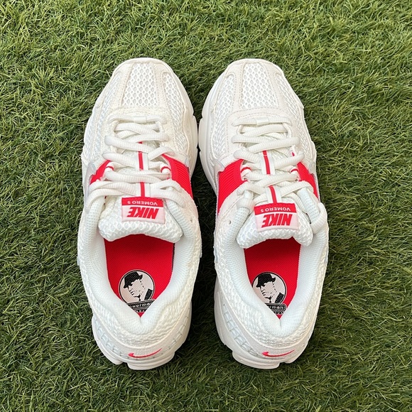 Nike Zoom Vomero 5 - Picture 4 of 5